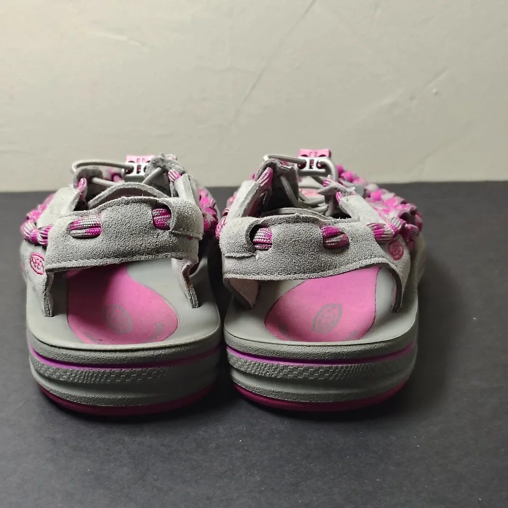 Keen Sandals Womens 7.5 Gray Pink Uneek Cord Outdoor Hiking Water Shoes